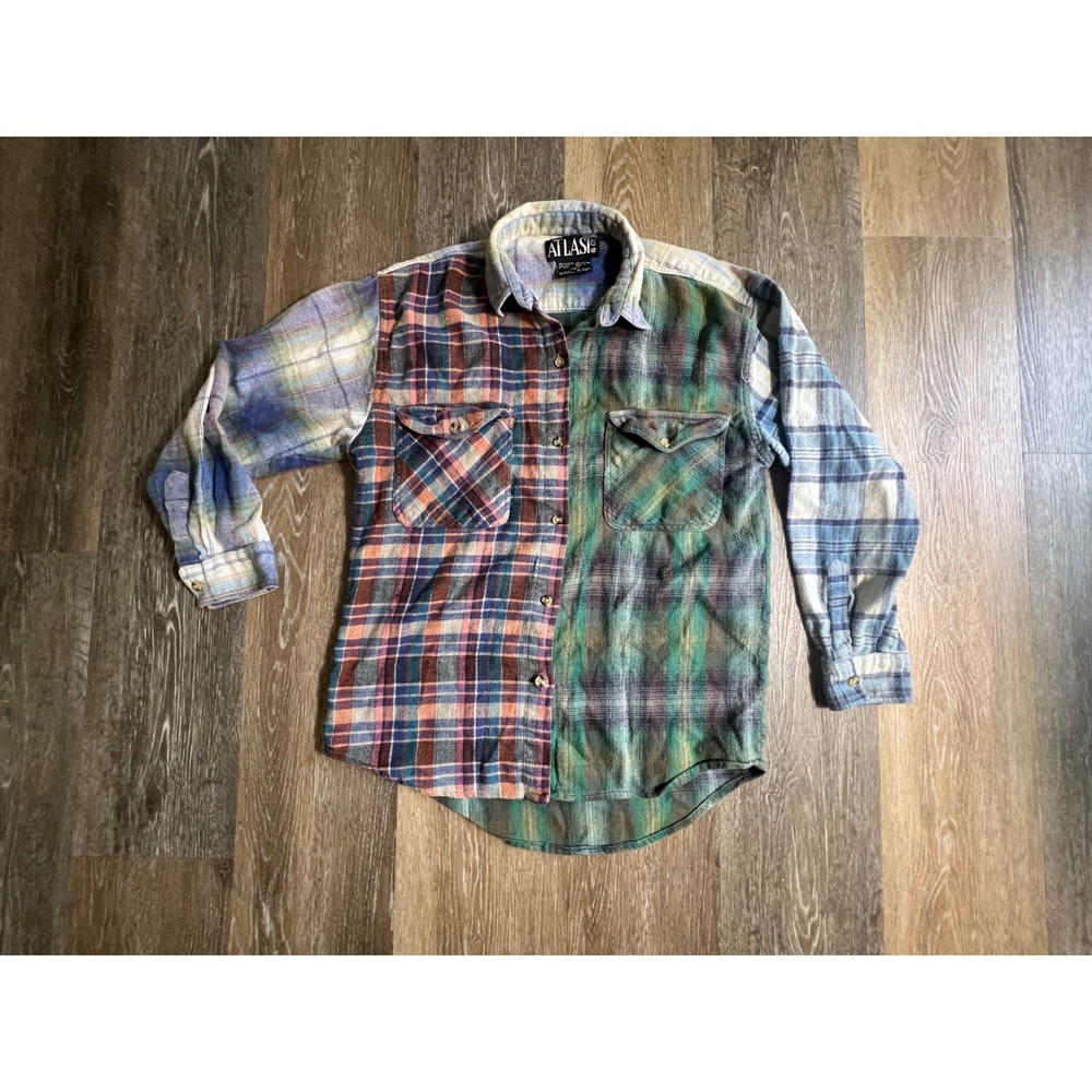 Atlas & Co Flannel Button Down Mens Small Multicolor Patchwork Plaid Long Sleeve